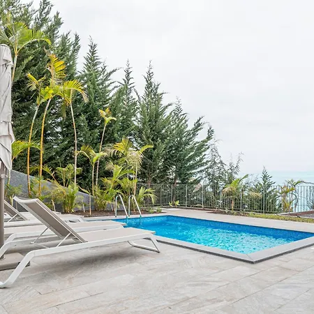 Bali Villa Arco da Calheta (Madeira)