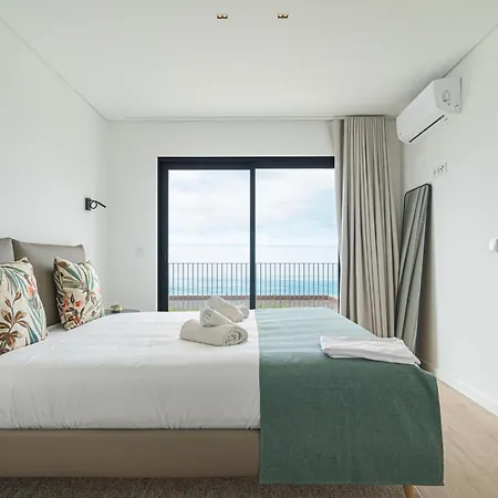 Bali Arco da Calheta (Madeira)