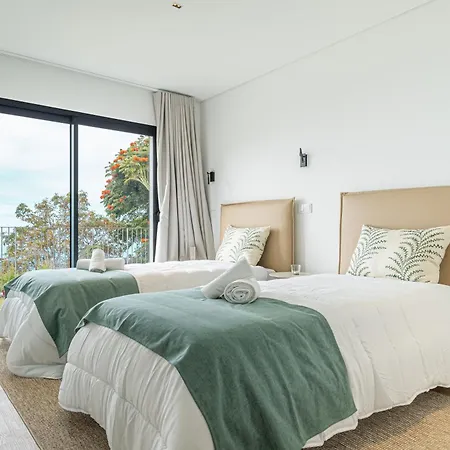 Bali Villa Arco da Calheta (Madeira)