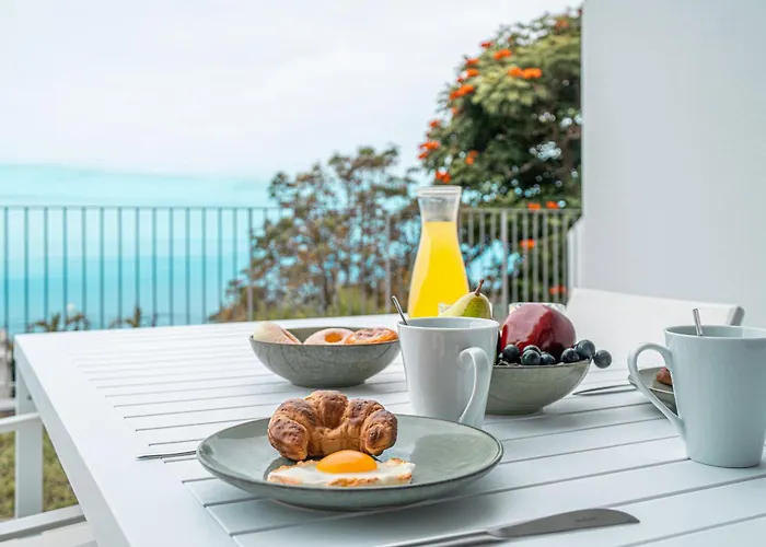 Bali Villa Arco da Calheta