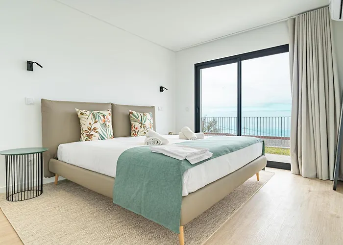 Bali Villa Arco da Calheta